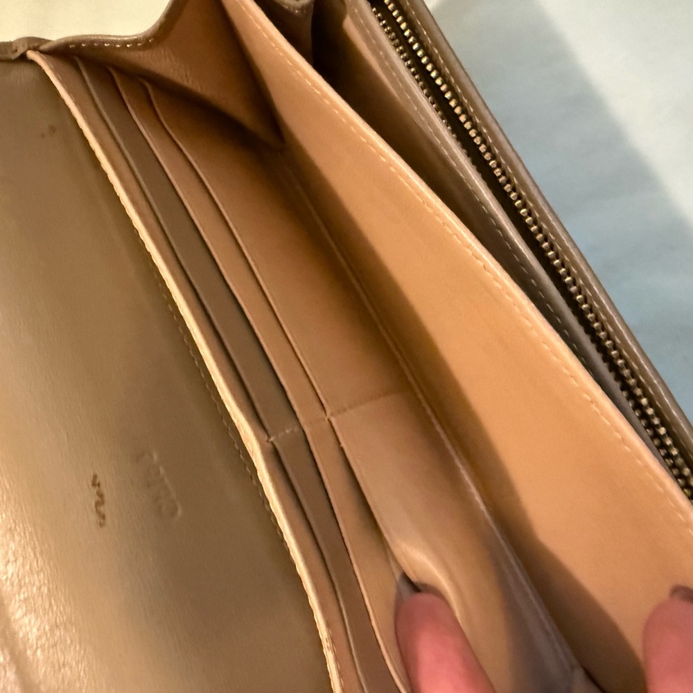 Chloe Wallet - Picture 5 of 10